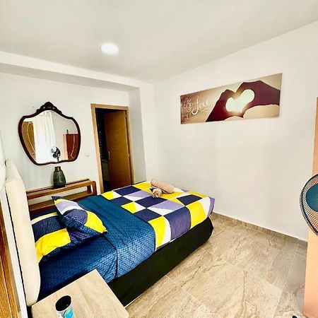 Suite Del Ayuntamiento Alicante Exteriör bild